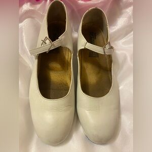 Folklorico White Shoes 27.5